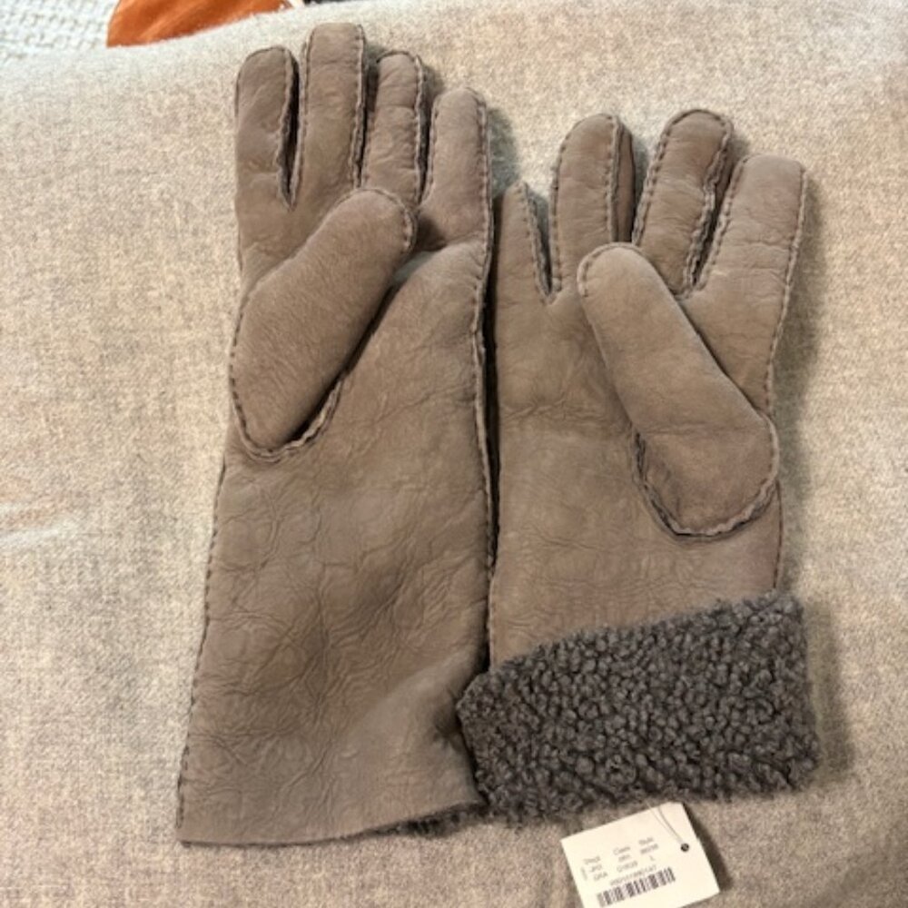 New J Crew Gray Shearling Over the Wrist Gloves Size L